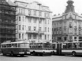 Trolejbusy vystavené na náměstí Republiky při oslavách 90. let MHD v Plzni červnu 1989, foto: J. Rieger