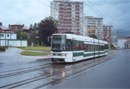 RT6S přijíždí k nádraží v červenci 2000