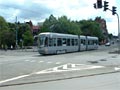 Citadis (116Nd) na mezimstk lince projd mstem Chorzw 16. 5. 2003