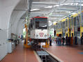 Hala pro �dr�bu voz� p�i dni otev�en�ch dve�� ve vozovn� Zwickau 15. 6. 2002