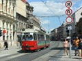 Také v maďarském Miskolci projíždějí tramvaje pěší zónou 27. 6. 2014