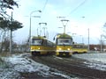 Soupravy 282+283 a 202+214 na konečné Skvrňany
22. 11. 2008, foto: L. Bis