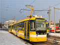 Souprava tramvají Vario č. 335+334 při první zkušební jízdě přijíždí do zastávky Hlavní nádraží ČD, Sirková dne 9. 12. 2010, foto: Štěpán Esterle