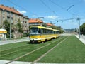 Souprava 286+287 linky č. 2 vyjíždí po Slovanské aleji přes Slovany 2. 7. 2006