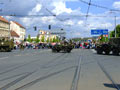 Konvoj vojenských vozů přes sady Pětatřicátníků 4. 5. 2008