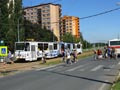 Přestup z autobusu na tramvaj - KT8D5-RN2P č. 290 v zastávce Křimická 20. 8. 2011