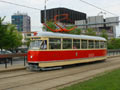 Tramvaj T1 č. 121 v Sirkové ulici 5. 5. 2012