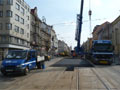 Rekonstrukce kolejiště v křižovatce u divadla - nová podkladová asfaltová vrtsva je dokončena a začíná pokládka nových BKV panelů 14. 4. 2012, foto: F.V.