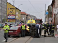 Nehoda dvou automobilů na Slovanské třídě 30. 4. 2013, foto: Š. Esterle