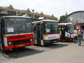 Autobusy vystavené v areálu v Cukrovarské ulici  27. 6. 2009
