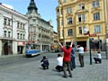 Dav fotičů na náměstí Republiky zblbnul nejednoho turistu, který si pak také pořídil snímek 24. 5. 2008, 
foto: Š. Esterle