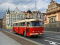 Škoda 9Tr č. 323 u nádraží Plzeň - Jižní předměstí 12. 6. 2011