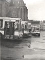 Trolejbusy a autobusy vystavené při oslavách 90 let MHD na náměstí v červnu 1989, foto: M.Lindner
