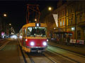 Mikulášská tramvaj v zastávce u Práce 5. 12. 2015