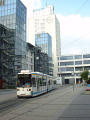 Obousmrn tramvaj GT6N na konen Ernst-Abbe-Platz