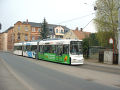 Nzkopodlan tramvaj GT6 N Man v centru msta