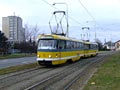 Souprava T3 174+178 přijíždí do zastávky U Družby 10. 2. 2007