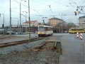 T3M č. 241 najíždí na provizorní trať přes novou polovinu mostu U Jána 24. 12. 2005