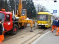 Nakolejování vozu T3M č. 216 na Borech 2. 4. 2009, foto: Vlastimil Leška, Plzeňský deník