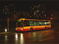Autobus náhradní dopravy v zastávce Bolevecká náves v době nehody 22. 12. 2011