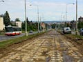 Pohled dolů od křižovatky U Družby na odbahněnou původní betonovou desku 9. 7. 2011