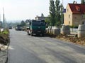 Asfaltový koberec jako podkladová vrstva pod BKV panely na Karlovarské třídě pod Družbou 6. 8. 2011