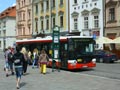 Přestup ná autobus náhradní dopravy na náměstí Republiky 24. 5. 2014