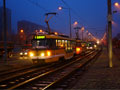 Automobil v kolejišti zastavil tramvaje v Bolevci 9. 12. 2014