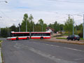 Autobus náhradní dopravy SU 18 č. 565 se otáčí na Košutce 3. 5. 2015