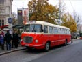 Historický autobus Škoda 706 RTO v zastávce Muzeum 28. 10. 2015