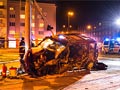 Automobil po střetu se soupravou Varií na náměstí Generála Píky 3. 3. 2016, foto: A. Šťastný