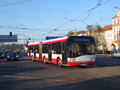 Autobus náhradní dopravy na lince 4A v sadech Pětatřicátníků 9. 4. 2017