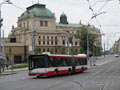 Autobus náhradní dopravy v sadech Pětatřicátníků 5. 8. 2017