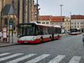 Autobus náhradní dopravy na náměstí Repbliky 26. 5. 2018