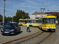 Souprava 319+254 se vrací po rekonstrukci nehody zpětným pohybem zpět do vozovny 15. 9. 2019