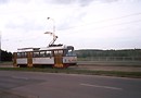 Díky zavřenému náměstí se 16. 5. 2001 i ve Skvrňanech objevily sólo vozy T3M.