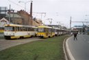 Kolona tramvají již po obnovení provozu