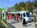 Tramvaj Škoda 14T č. 9113 v zastávce Poliklinika Barrandov 9. 4. 2007