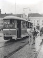 Historický vůz T1 č. 121 na náměstí při oslavách 90 let MHD v Plzni v červnu 1989, foto: M.Lindner