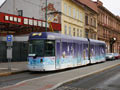 Vario LF 2/2 IN č. 362 letošní Vánoční tramvaj nasazena jako Tříkrálová tramvaj přijíždí ke Zvonu 8. 1. 2019