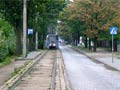 Souprava voz Konstal 105N m jednokolejkou na konenou Klecina 8. 9. 2007