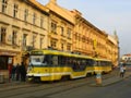 Poslední - osmnáctá wana (332+265) v zastávce Anglické nábřeží, Pražská  17. 3. 2010