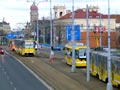 Pohled od rondelu na začátek jednokolejného úseku přes most Generála Pattona 22. 4. 2012