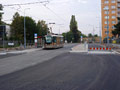 Vario LF plus č. 337 v zastávce Terezie Brzkové 4. 10. 2015