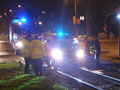 Auto uvízlé v kolejišti 8. 12. 2015