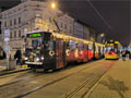 KT8D5-RN2P č. 298 jako Vánočka v zastávce U Práce 16. 12. 2025