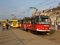 Souprava 223+224 v sadech Pětatřicátníků 6. 4. 2009