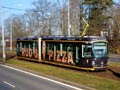 EVO2 č. 370 klesá k zastávce Okounová 3. 2. 2025